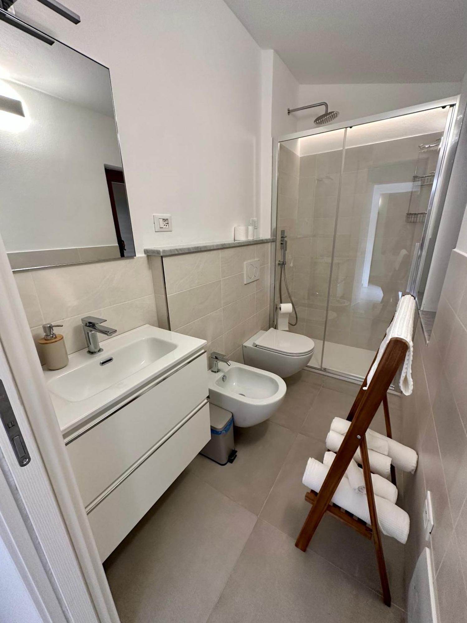 Casa Camilla Apartment ริโอมัจโจเร ภายนอก รูปภาพ